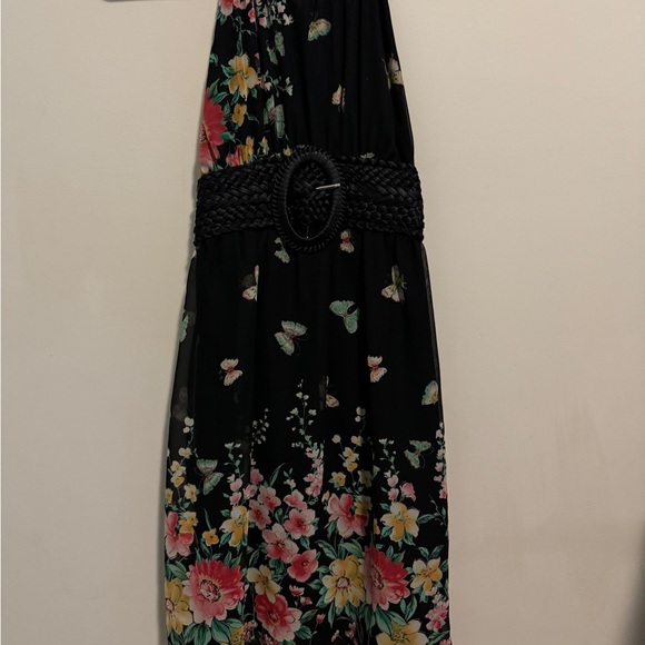 Floral, summer dress, halter/spaghetti tie neck, backless - Picture 3 of 5